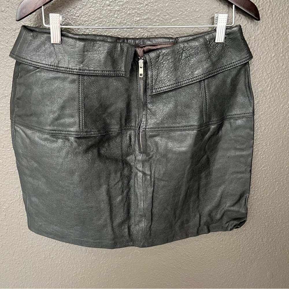 NWT Revolve x Chrissy Teigen Grayson Mini Skirt in Black | size L - Picture 5 of 11